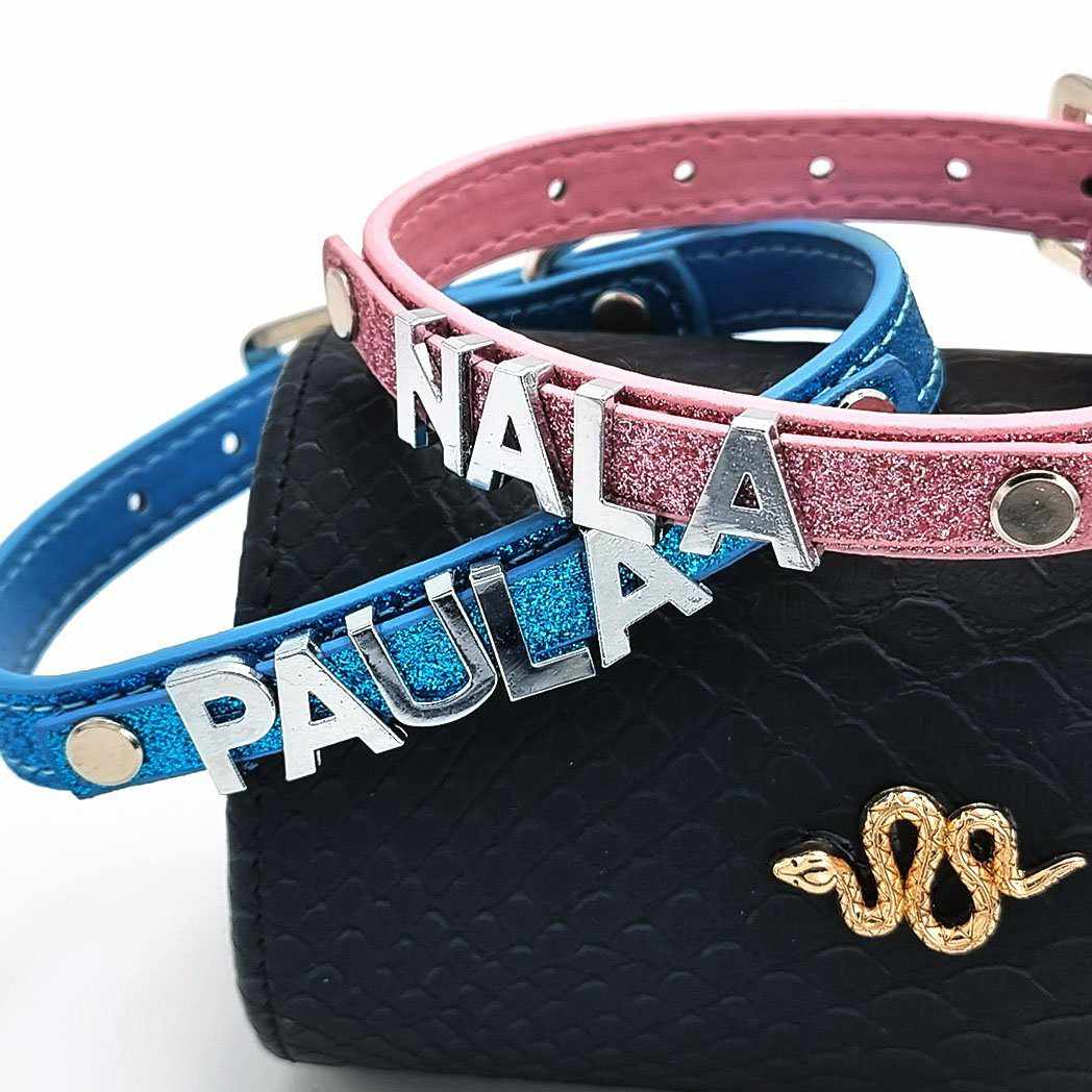 Stylisches Glitzer Hundehalsband mit Namen aus Strass-Buchstaben - Medikratz 